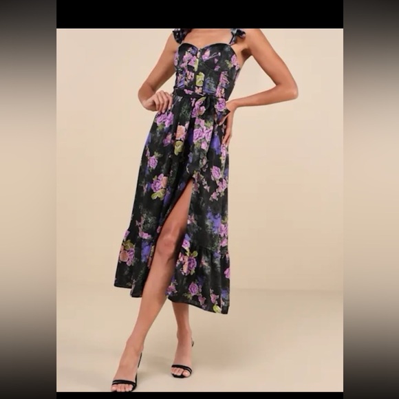 Lulus Dresses & Skirts - Lulus bustier Dress with Purple Rose Print XL NWT